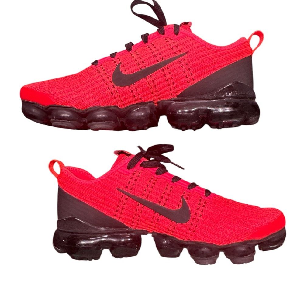 Nike Air Bright Pink Athletic Gym Shoes VaporMax Flyknit 3  Flash Crimson/Black - Picture 4 of 7